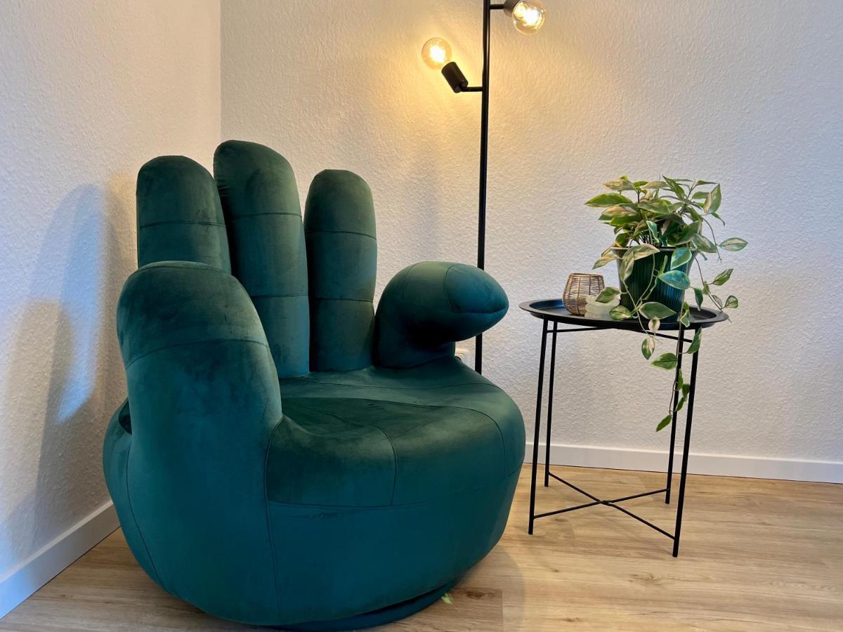 Design Apartment Mit Balkon - Kueche - Netflix Essen Zewnętrze zdjęcie
